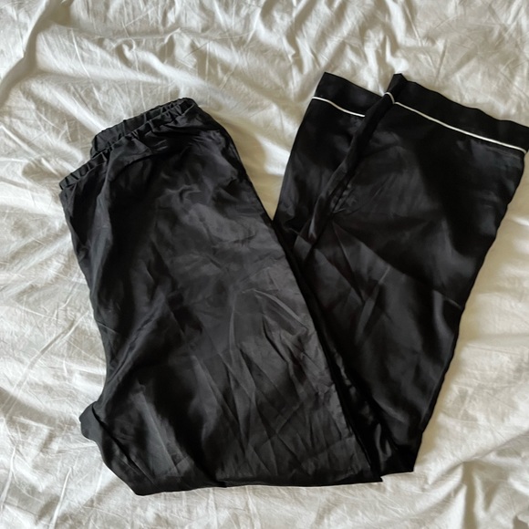 NWOT Loungeable Black XL PJ Set - Picture 2 of 4